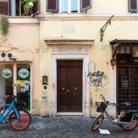 Iflat Magic Apartment In The Heart Of Trastevere Rome Bagian luar foto
